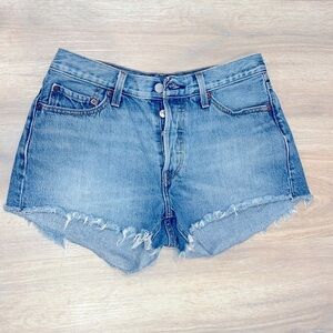 Levi's Women's 501 Denim Shorts Size 28